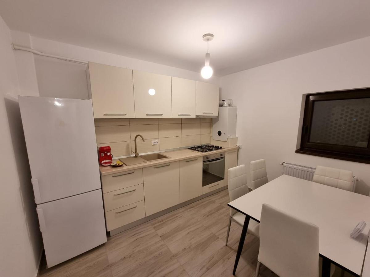 Dreams Escape Apartment Craiova Ngoại thất bức ảnh